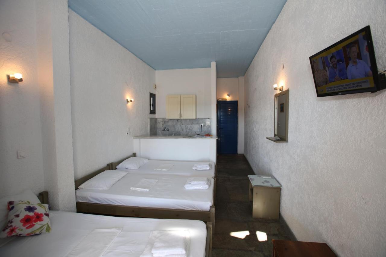 St George Studios & Apartments Баці Екстер'єр фото
