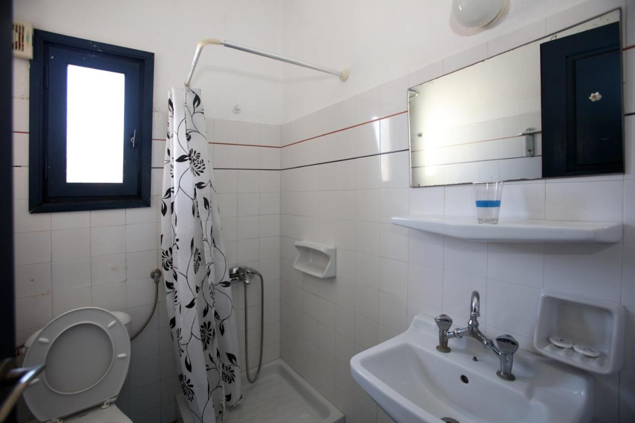 St George Studios & Apartments Баці Екстер'єр фото